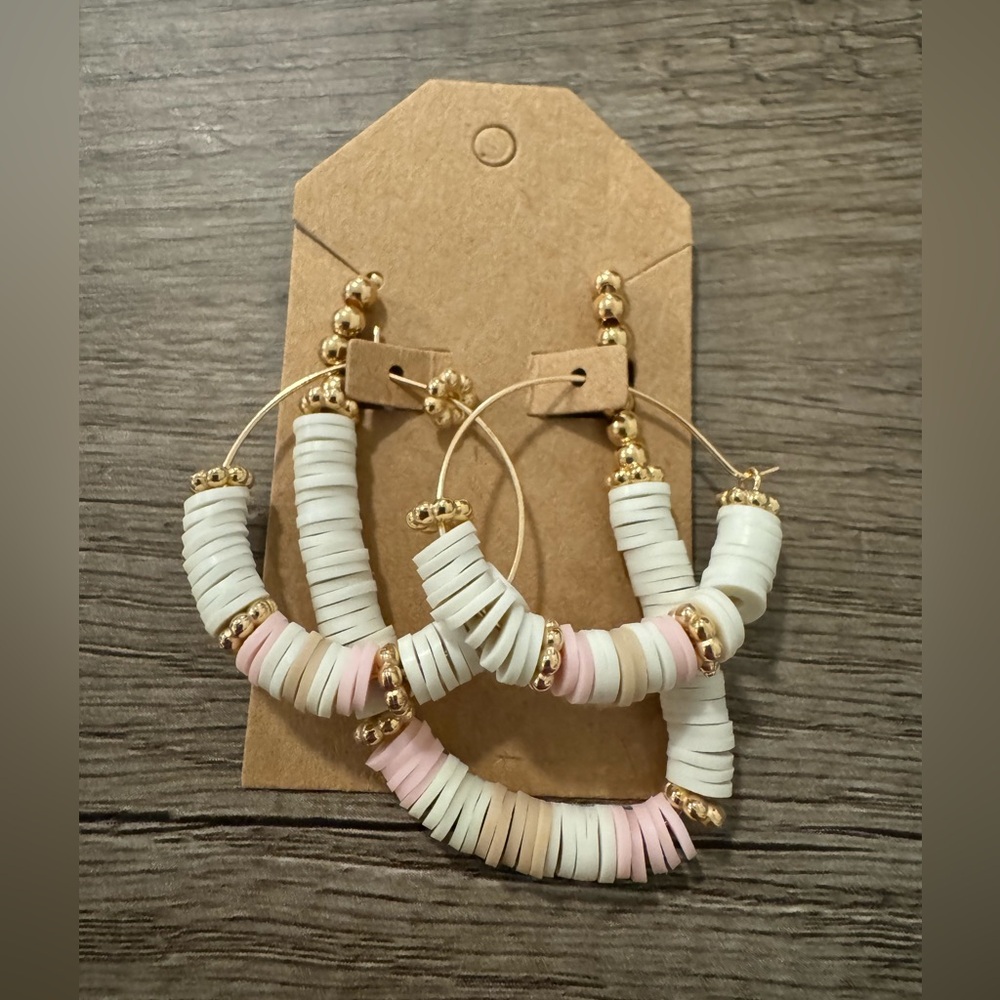 White and Pink Jewelry Set